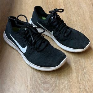 Nike fly knit sneakers